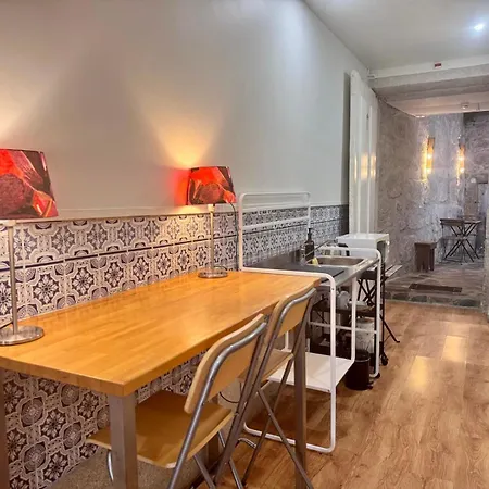 بيت ضيافة Casa Da Maria Reguila *